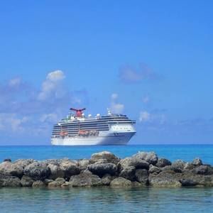 Meet your Posher, Becky